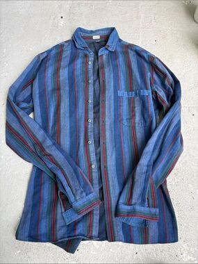 Beautiful Haupt men’s button down shirt